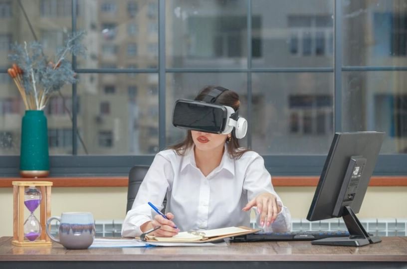 El periodista, novelista del futuro