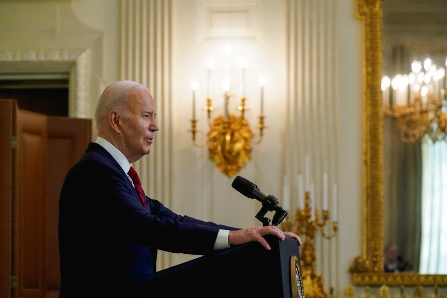 BIDEN FIRMA AYUDA A UCRANIA Y PAQUETE DE PROHIBICIÓN A TIKTOK