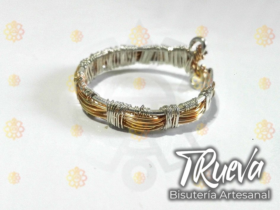 Anillo tramado grande dorado y plateado ajustable - Image 3