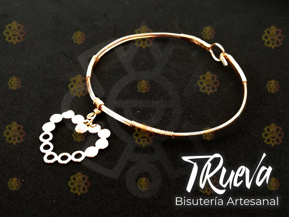 Pulsera con dije - Image 3