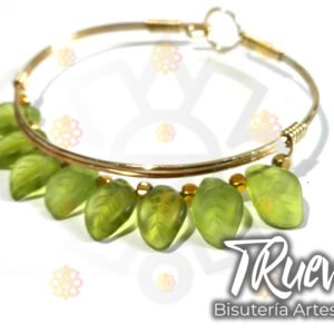 Pulsera con abalorios de hoja