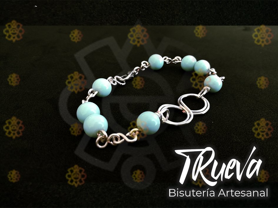 Pulsera de infinito dorada o plateada - Image 9