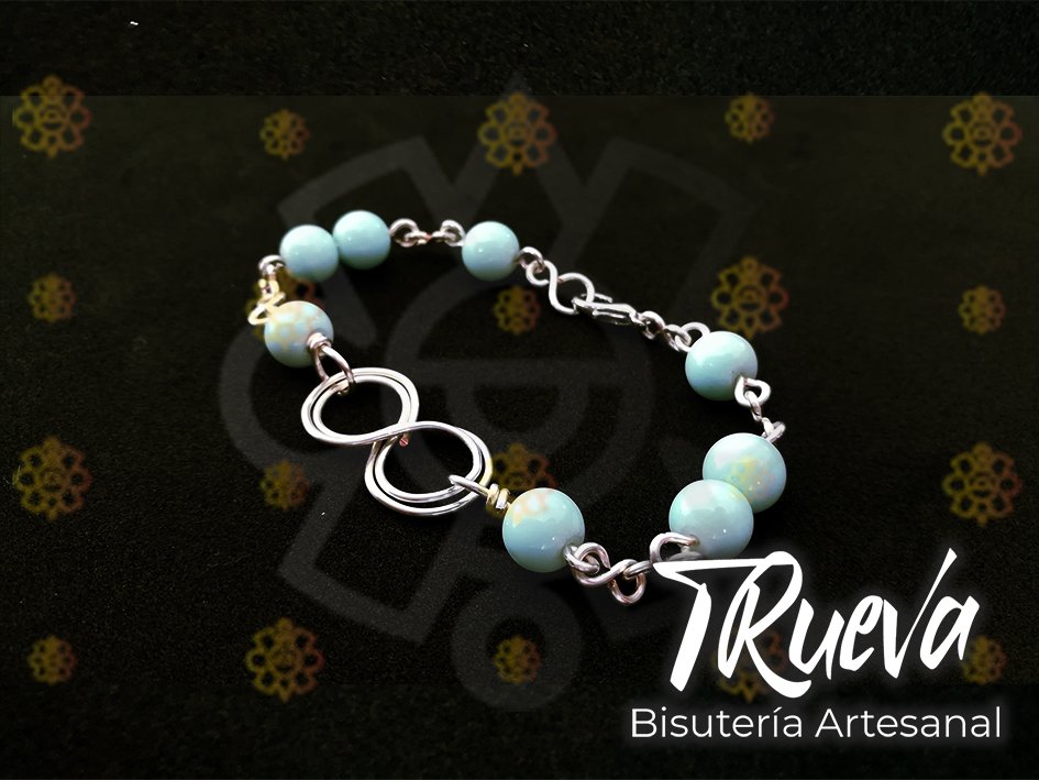 Pulsera de infinito dorada o plateada - Image 10