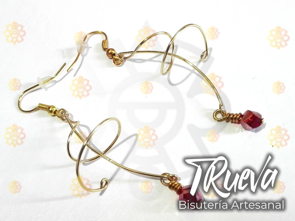 Pendientes espiral con cristal