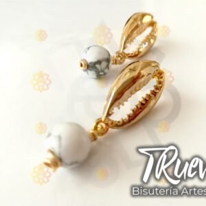 Pendientes chapa de oro caracol y piedra howlite