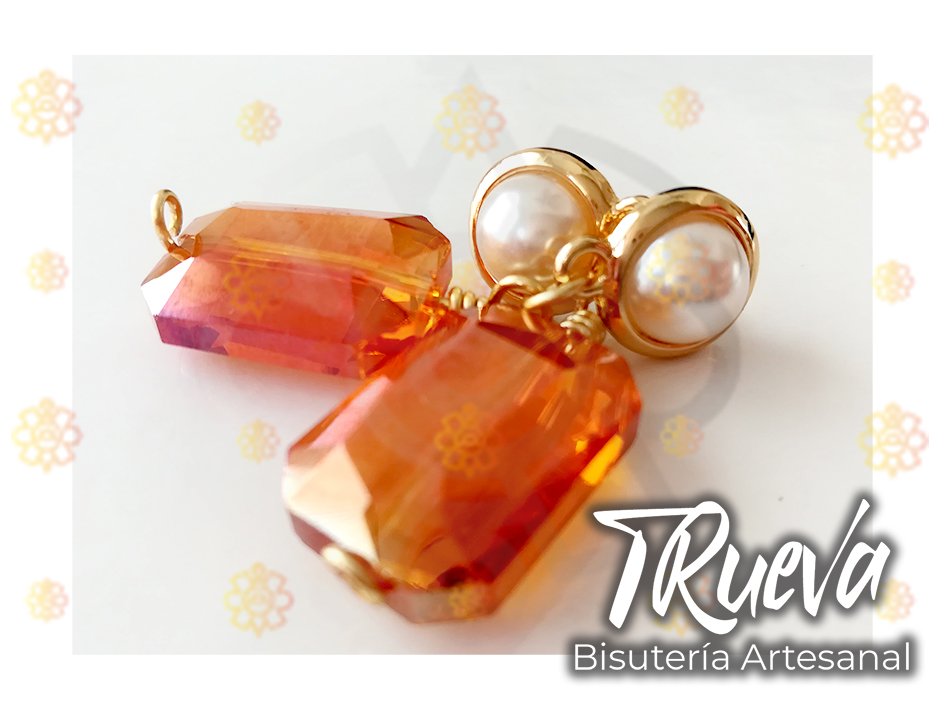 Pendientes chapa de oro y perla con cristal de color - Image 3