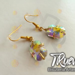 pendientes dorados con cuenta de cristal imitación diamante de color