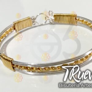 04 - Brazalete TRueba trenzado tipo A dorada con plateado artesanal