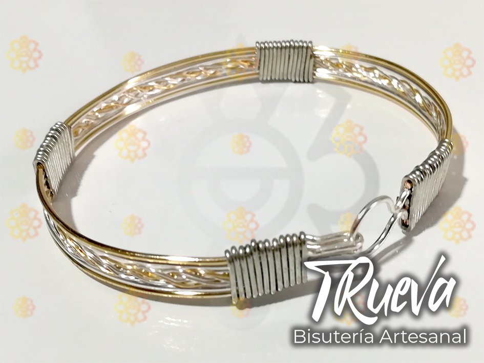 06 - Brazalete TRueba trenzado tipo C dorada con plateado artesanal - Image 3